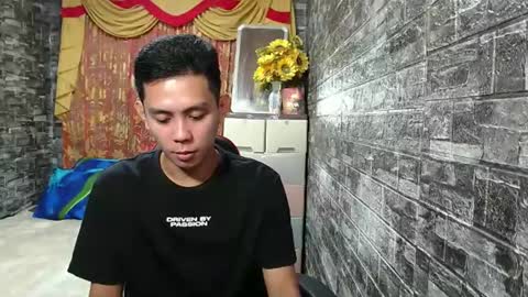 hot_dave69 online show from March 2, 6:04 pm