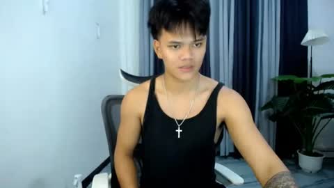 hot_fucker_ online show from June 29, 7:47 pm