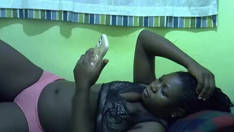 hot_girlly online show from February 13, 12:39 am