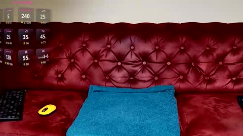 Aly online show from October 25, 7:08 pm