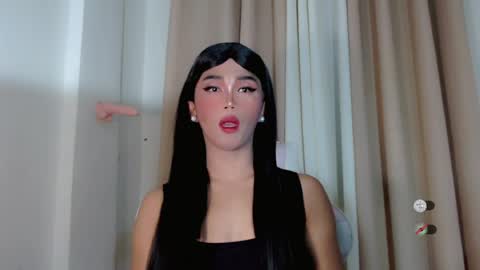 Khianna online show from June 23, 3:43 pm