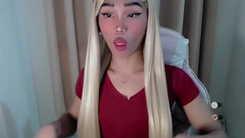 Khianna online show from July 12, 3:03 pm