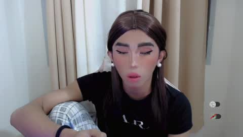 Khianna online show from July 22, 5:38 pm