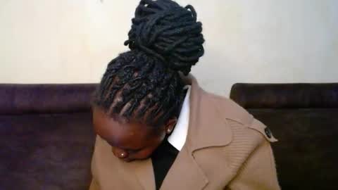 Linah online show from November 5, 6:52 pm