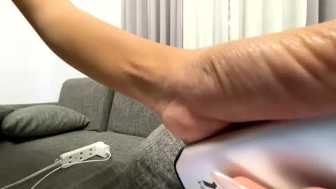 khim online show from March 27, 1:00 am