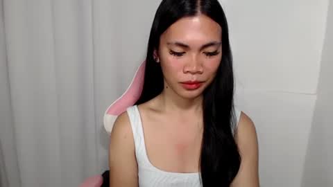 hot_pauline online show from May 7, 1:22 am