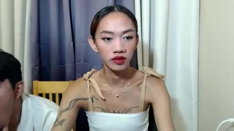 hot_petit69 online show from February 11, 12:21 pm