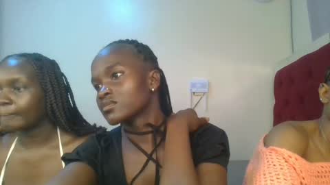 Snapshot of hot_petite12 chatting on July 10, 5:15 pm Petite online show from July 10, 5:15 pm