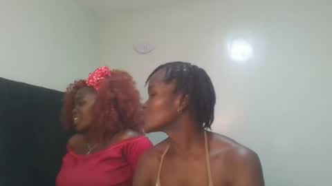 Snapshot of hot_petite12 chatting on July 21, 8:00 pm Petite online show from July 21, 8:00 pm