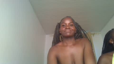 Snapshot of hot_petite12 chatting on July 29, 3:10 pm Petite online show from July 29, 3:10 pm