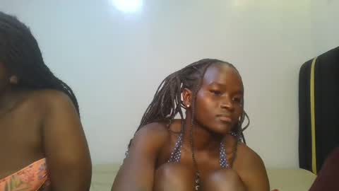 Snapshot of hot_petite12 chatting on August 1, 4:39 pm Petite online show from August 1, 4:39 pm