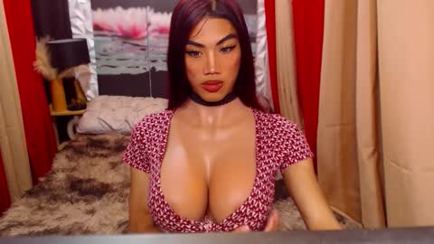 Julli Anna online show from December 15, 10:08 am