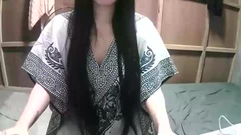 hot_quin11 online show from February 19, 1:29 pm