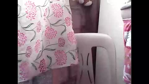 hot_quin11 online show from April 16, 2:12 am