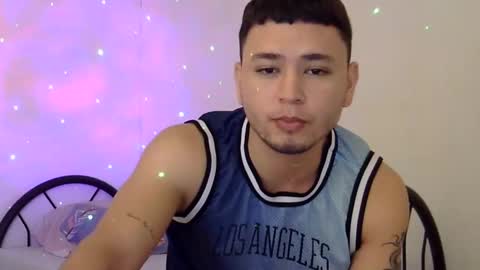 hot_ryyan online show from September 12, 7:41 am