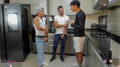 Vanesa Oliver and Andrew online show from November 7, 11:38 pm