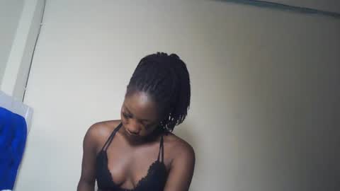 Milly online show from July 18, 1:54 am