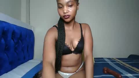 Snapshot of hot_sexy_babe chatting on May 13, 1:41 pm Bellah online show from May 13, 1:41 pm