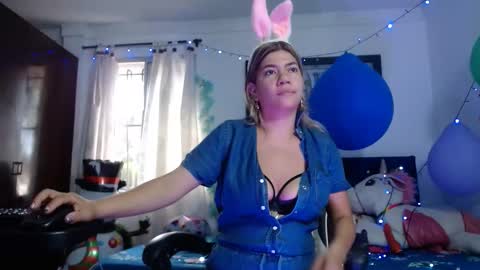 hot sexy bunny online show from January 18, 12:36 pm