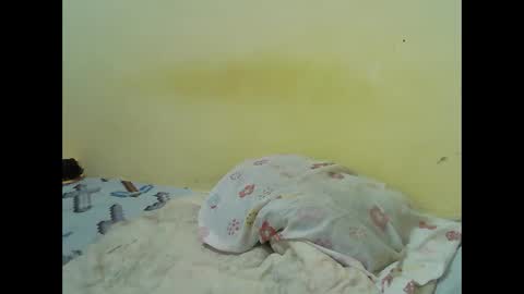 Snapshot of hot_shannia chatting on June 3, 9:20 pm hot_shannia online show from June 3, 9:20 pm