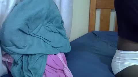 tara online show from December 1, 4:01 pm