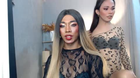 hot_yhanna69 online show from May 5, 4:37 pm