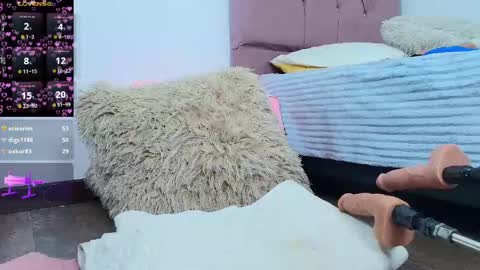 Snapshot of hotalana_ chatting on March 10, 1:21 pm Alana online show from March 10, 1:21 pm