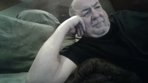 Snapshot of hotandhornyxxx1 chatting on February 4, 9:52 pm Hot and Horny online show from February 4, 9:52 pm