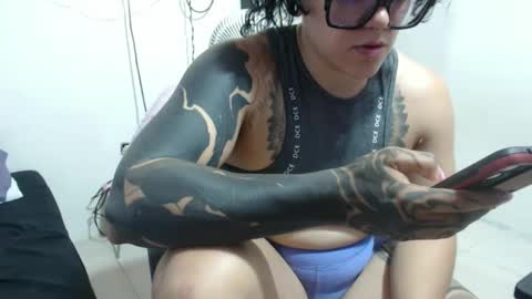 Hot and PowerHOPE U MISS ME online show from September 9, 2:33 am