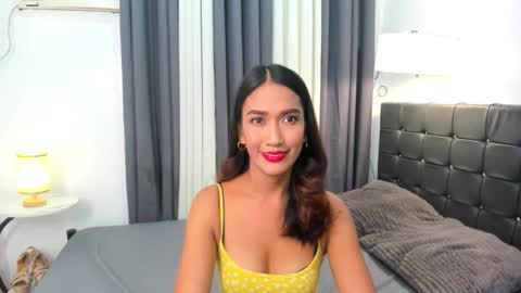 hotasianladysofia online show from November 6, 8:37 am