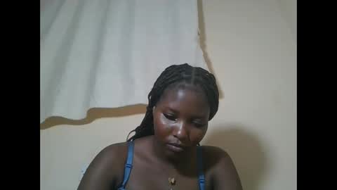 love online show from October 8, 9:45 pm