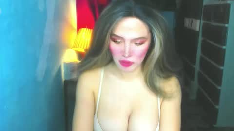 Snapshot of hotbabe_tanya chatting on May 11, 2:17 am T A N Y A online show from May 11, 2:17 am