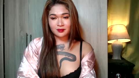 Aljie online show from February 1, 5:05 pm