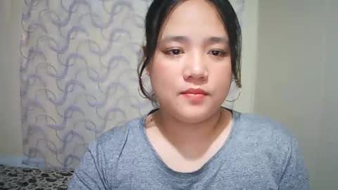 Snapshot of hotbabymomma chatting on February 26, 4:14 am Lynn online show from February 26, 4:14 am