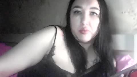 Snapshot of hotbestias chatting on August 3, 2:43 am Hotbestias online show from August 3, 2:43 am