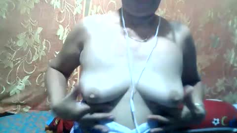 hotbetty_45 online show from October 31, 1:23 pm