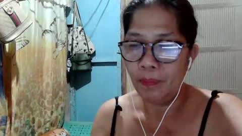 Snapshot of hotbetty_45 chatting on July 14, 1:50 pm hotbetty_45 online show from July 14, 1:50 pm