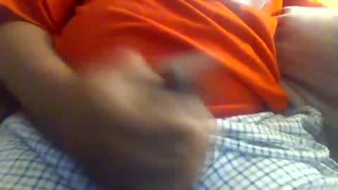 Snapshot of hotbodjak chatting on August 3, 4:44 am Jaito online show from August 3, 4:44 am