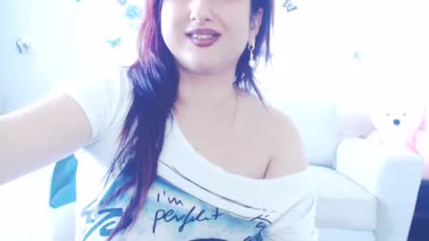 Snapshot of hotboobsmaya chatting on June 28, 2:34 pm hotboobsmaya online show from June 28, 2:34 pm