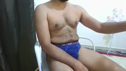 Snapshot of hotboy8677 chatting on May 13, 8:01 am Hotboy8677 online show from May 13, 8:01 am