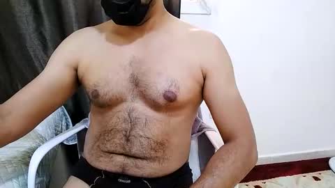 Snapshot of hotboy8677 chatting on May 19, 11:27 am Hotboy8677 online show from May 19, 11:27 am
