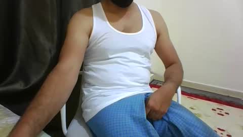 Snapshot of hotboy8677 chatting on June 4, 7:36 am Hotboy8677 online show from June 4, 7:36 am