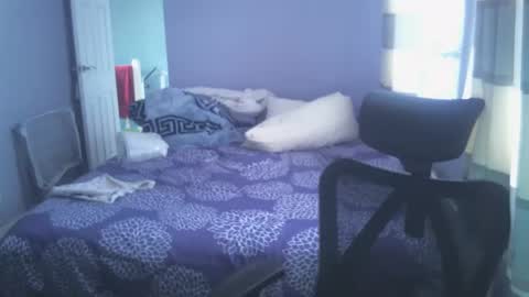 Snapshot of hotboyron chatting on December 9, 9:39 am hotboyron online show from December 9, 9:39 am