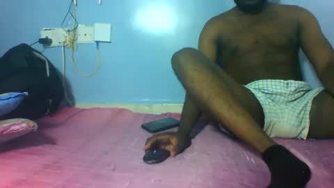 hotboys2026 online show from May 7, 12:10 pm