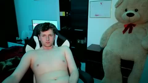 Snapshot of hotboyshorny chatting on April 29, 5:30 pm Hotboyshorny online show from April 29, 5:30 pm