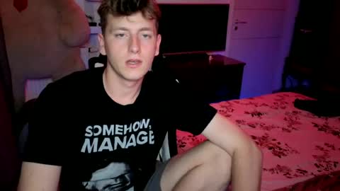 Snapshot of hotboyshorny chatting on July 20, 6:32 pm Hotboyshorny online show from July 20, 6:32 pm