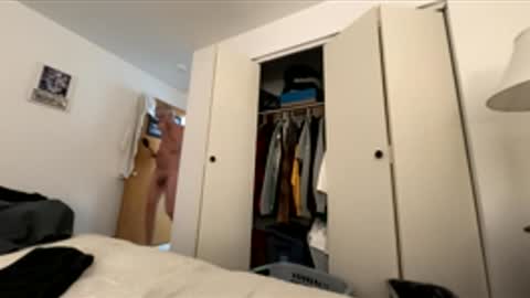 hotbuns69_ online show from December 2, 10:31 am