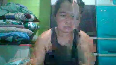 Snapshot of hotchicks4uxx chatting on February 17, 9:30 pm hotchicks4uxx online show from February 17, 9:30 pm