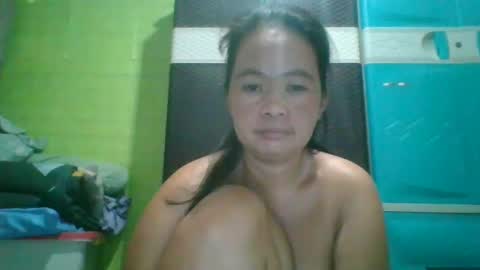 Snapshot of hotchicks4uxx chatting on March 12, 10:50 pm hotchicks4uxx online show from March 12, 10:50 pm