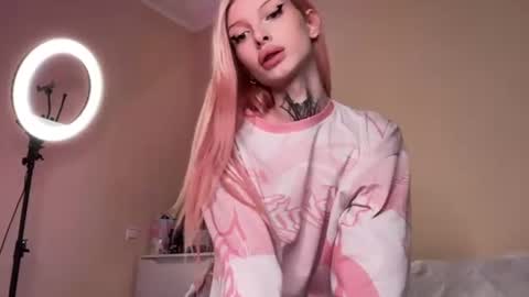 hotchubently online show from July 10, 2:52 pm